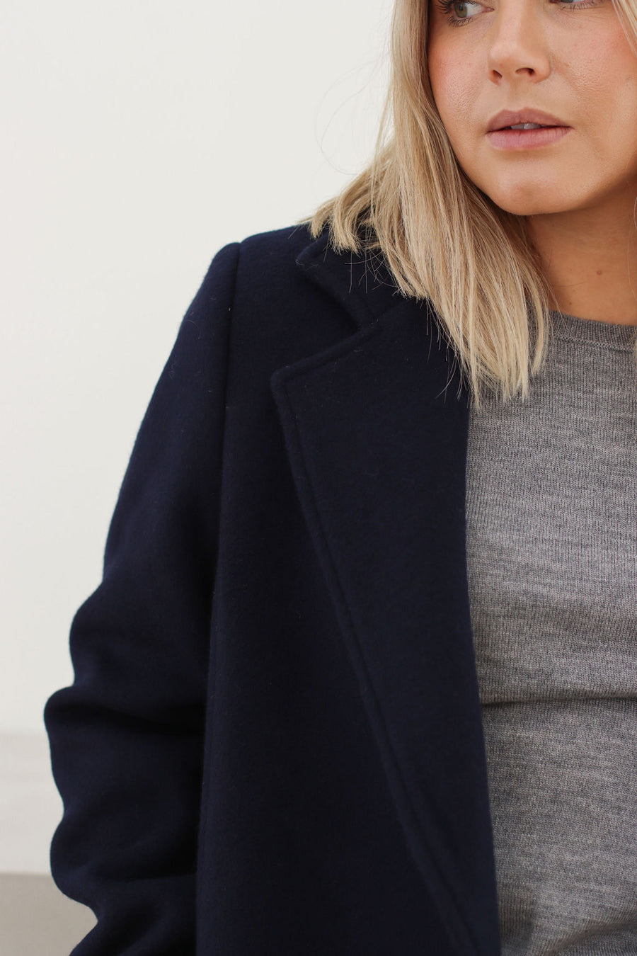 The Scanlan Wool Coat - Navy