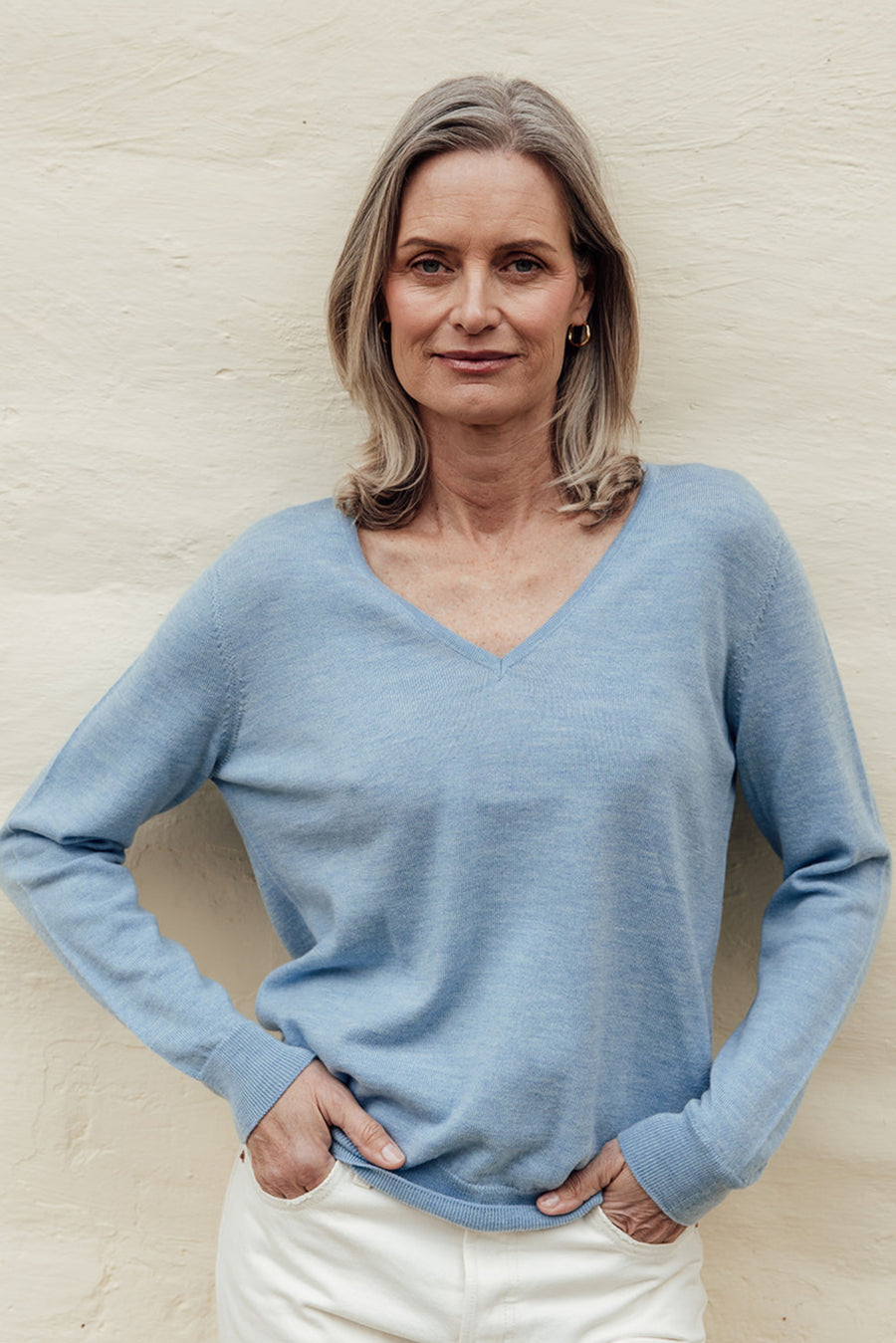 Classic Merino V-Neck - Blue Iris