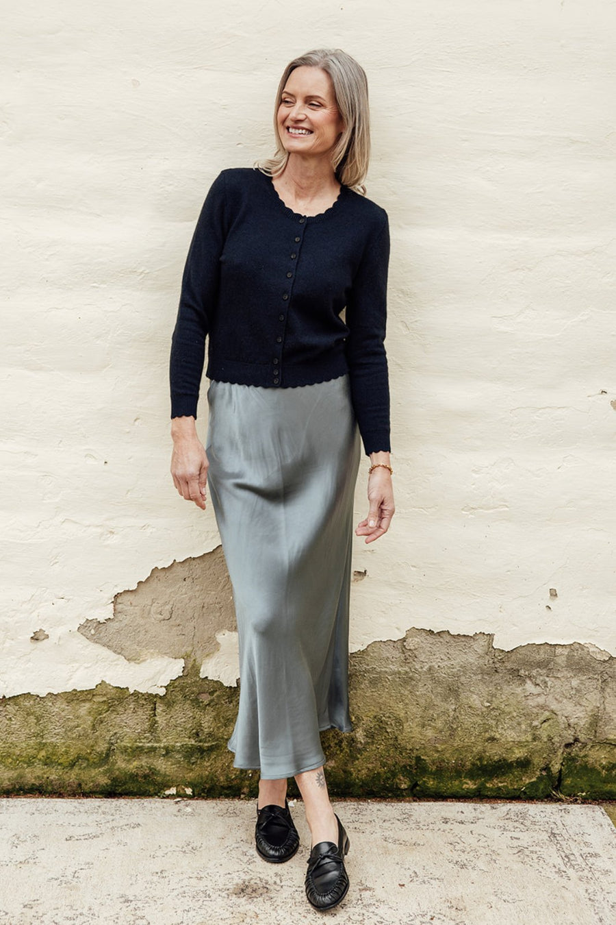 The Scallop Possum Merino Cardigan- Navy