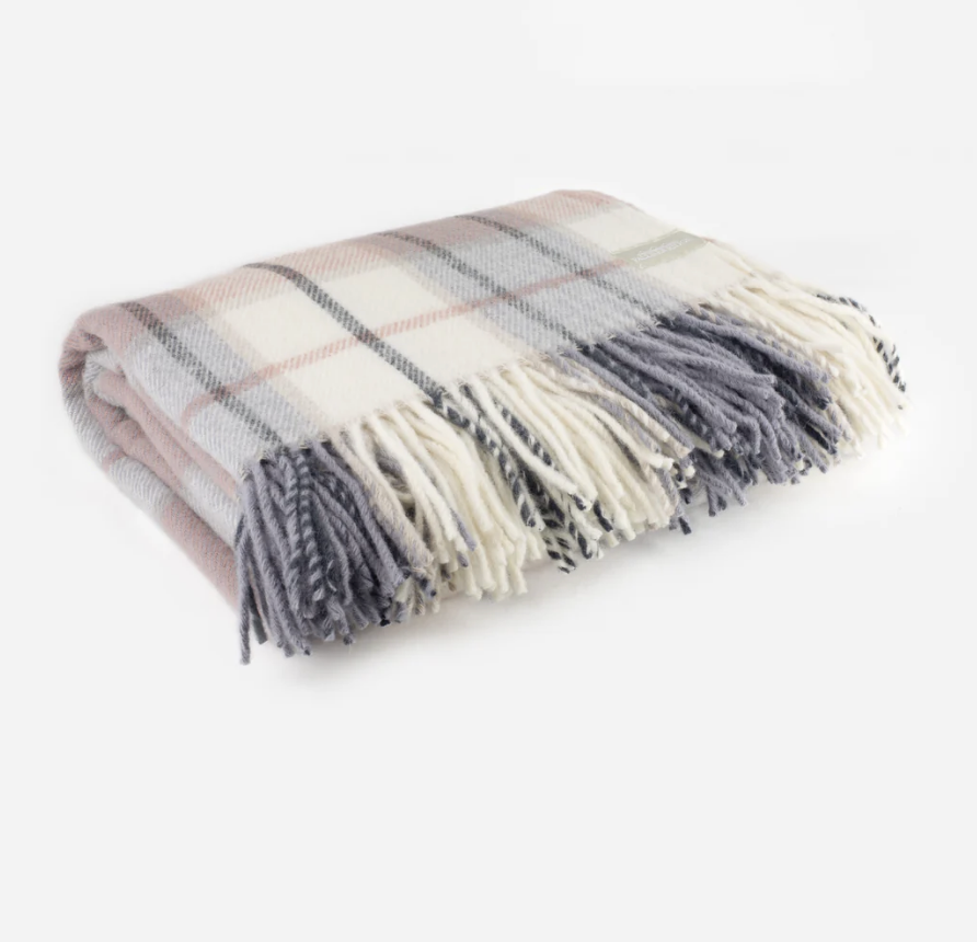 PR Large Twill Check Lambs Wool Blanket - Make Up Soft Pink